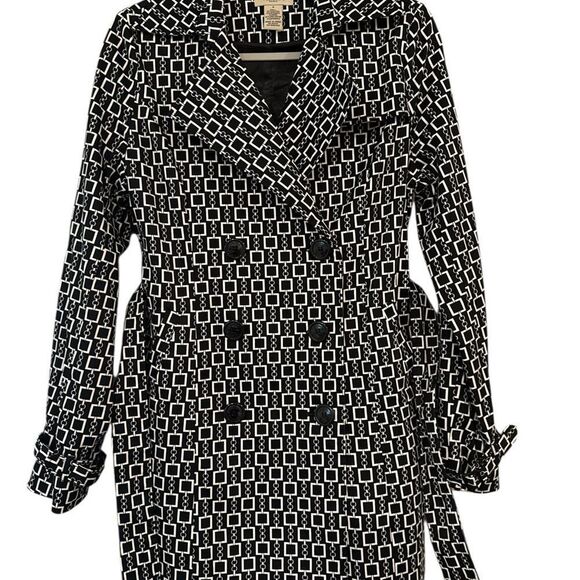 Vertigo Paris Trench Coat - Picture 5 of 10